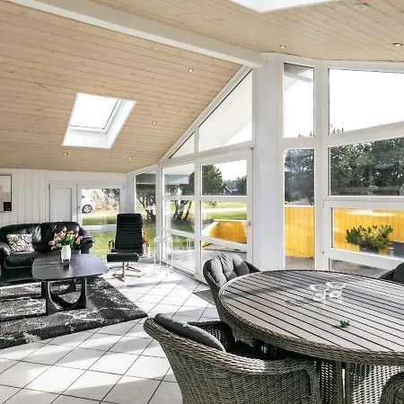 8 Person Holiday In Ferienhaus Vejers Strand